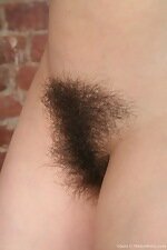 WeAreHairy Free Claire Thumbnail #5
